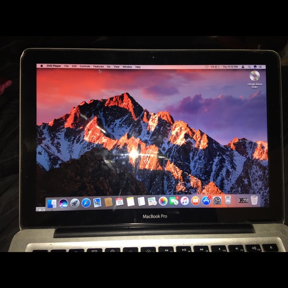 MACBOOK PRO - Picture 2 of 8